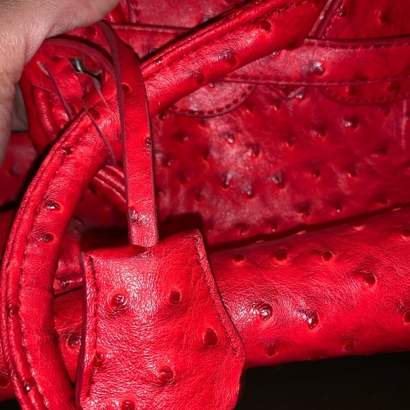 Red Ostrich Purse 👜 - Picture 2 of 6